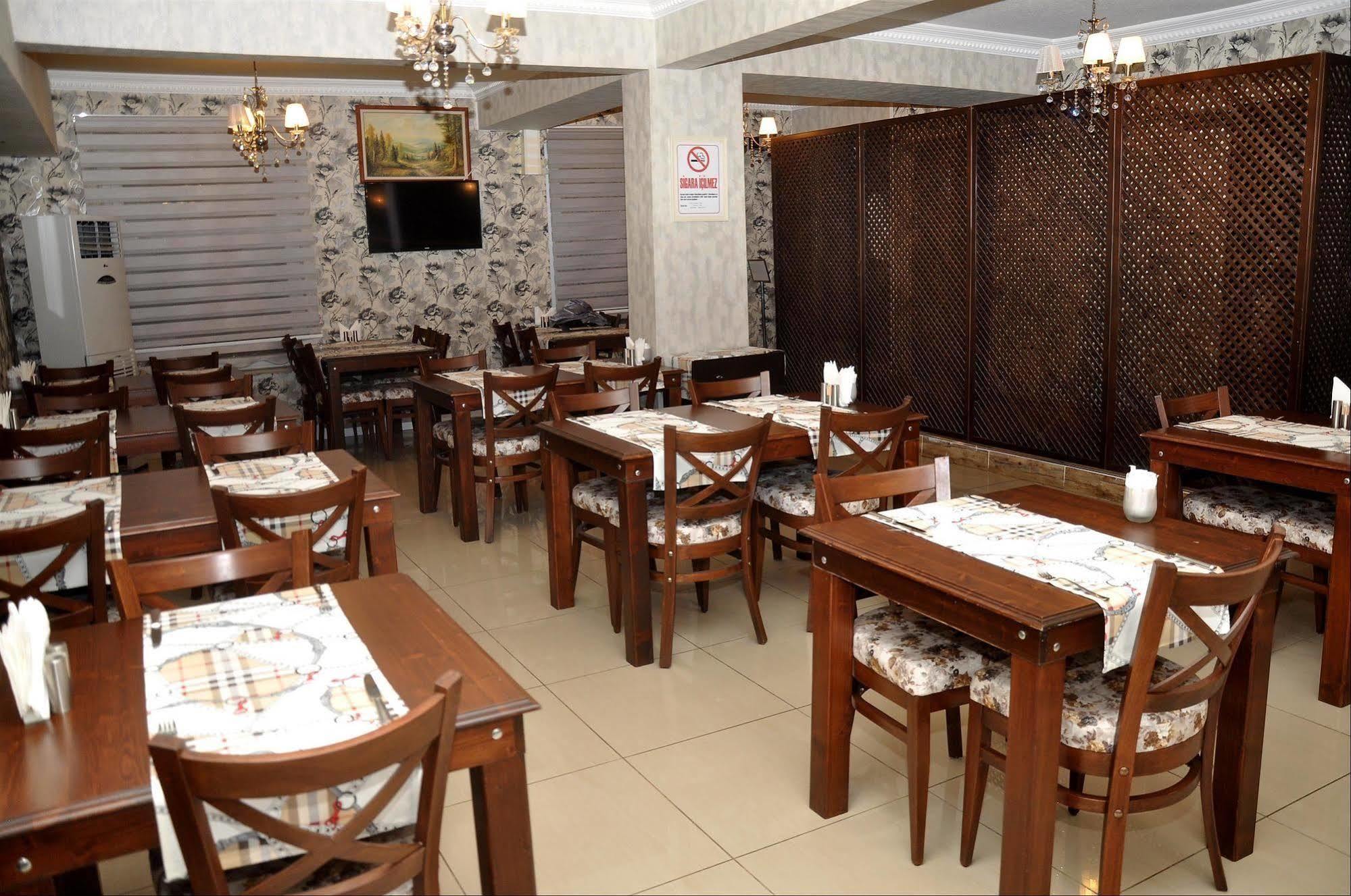 Anit Park Hotel Ankara Buitenkant foto