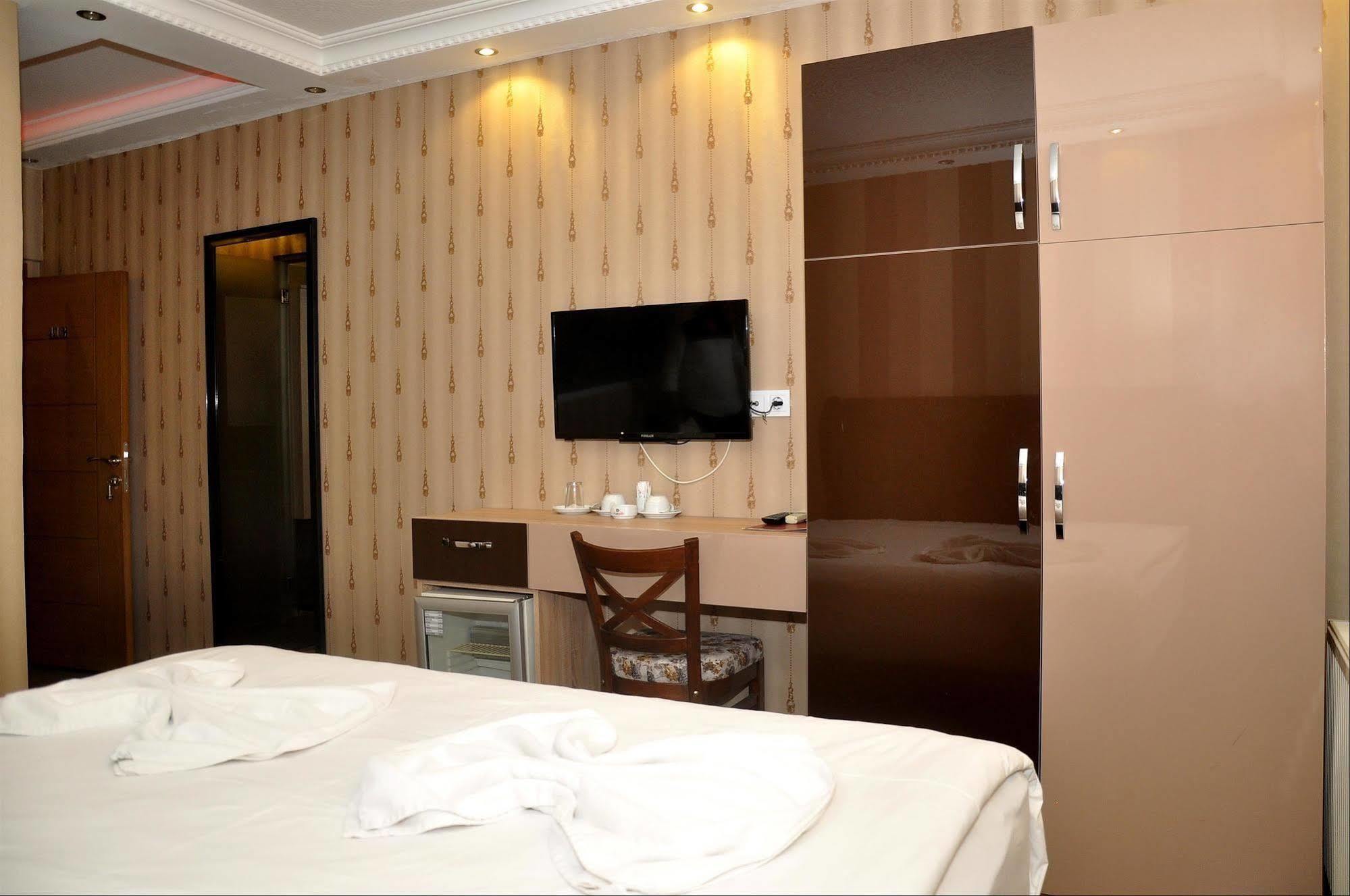 Anit Park Hotel Ankara Buitenkant foto